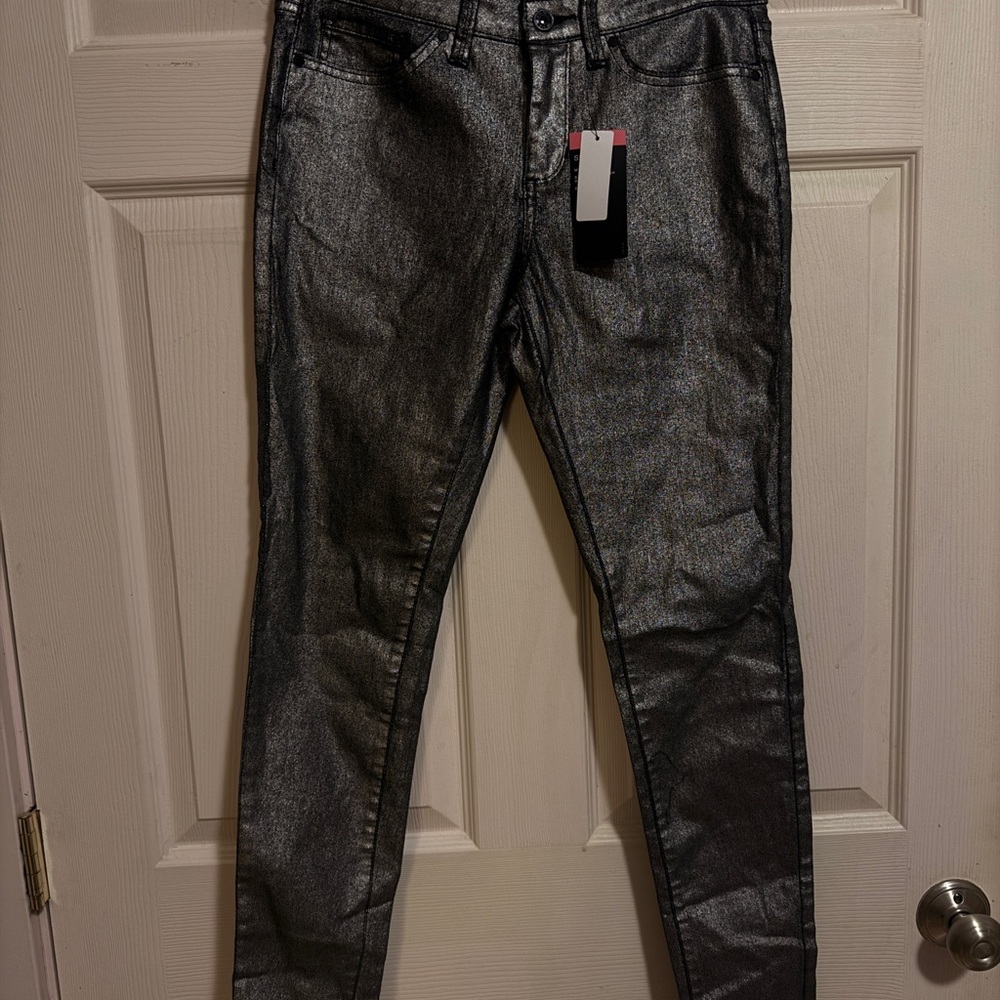 Women’s a.na Shiny Black/Silver Mid Rise Jeans Size 4. Brand New With Tags